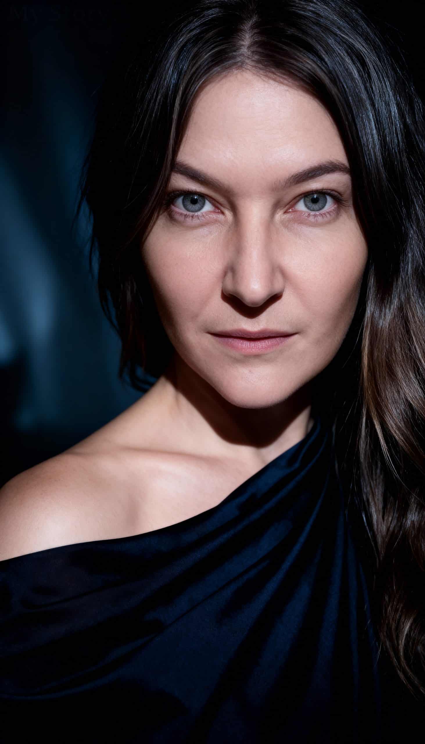 freepik__jenny-ultracinematic-closeup-portrait-titled-my-st__18272 Jenny 10